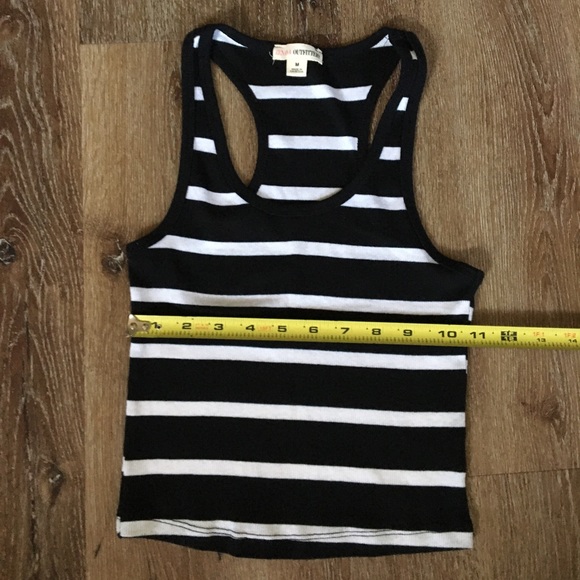 Black & white striped ribbed crop top - Picture 4 of 4